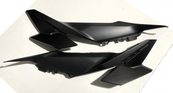 Forged Carbon / Matt Tankverkleidung L&R / Tank Spoiler